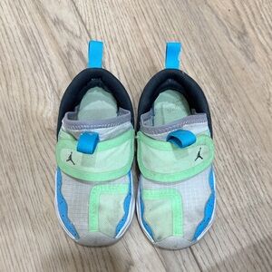 Nike Kids' Green and Blue Sneakers